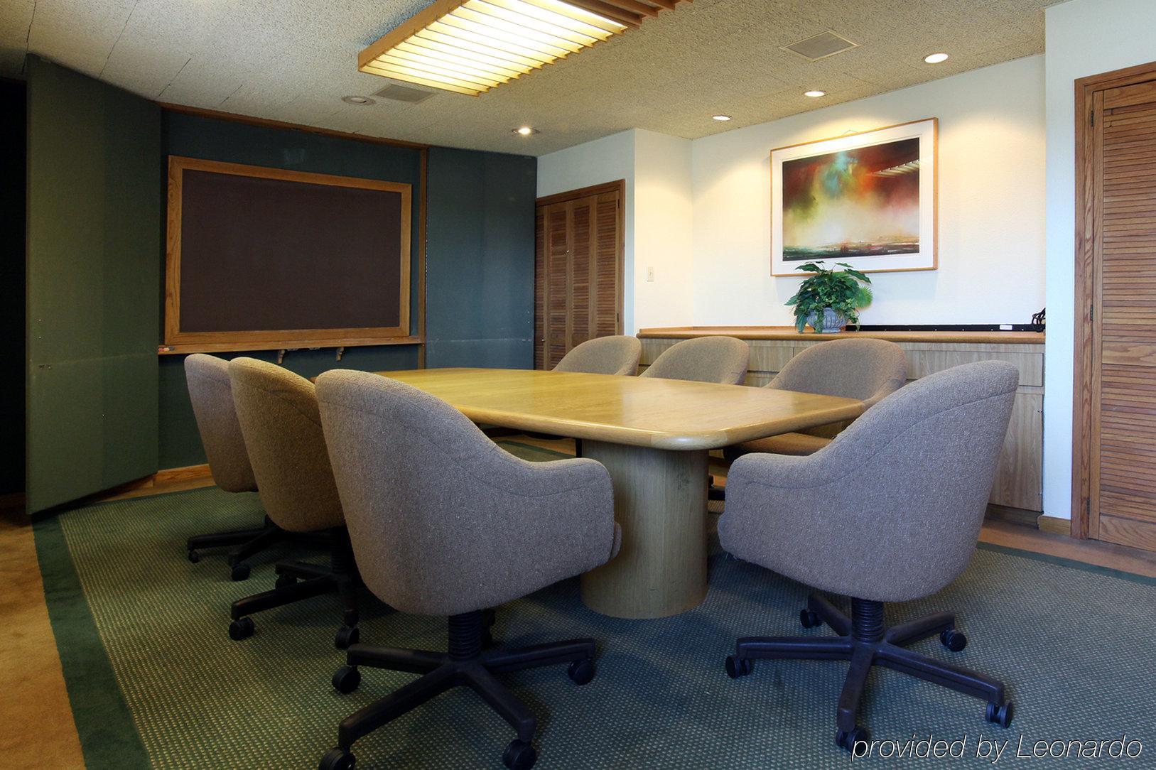 Amerihome Inn & Suites Houston Airport North Servizi foto