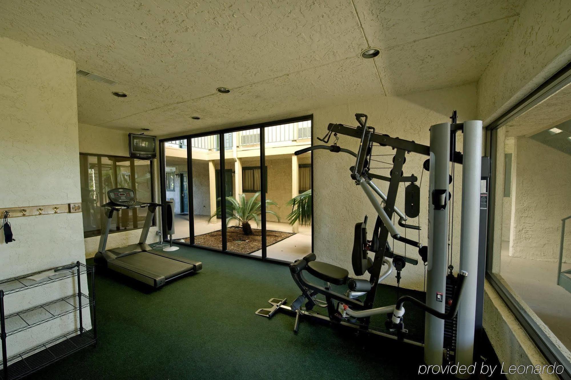 Amerihome Inn & Suites Houston Airport North Servizi foto